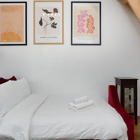 Park Strzelecki Two-level By Bookinghost