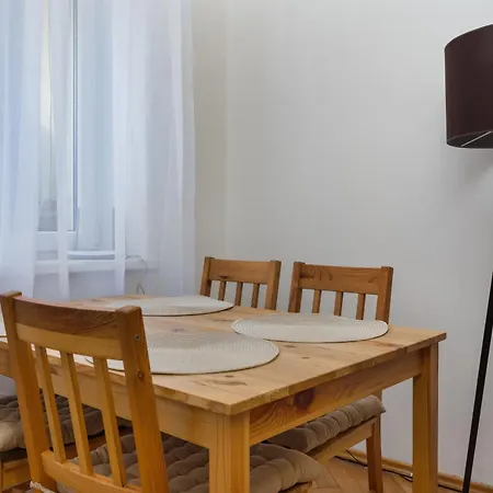 Park Strzelecki Two-level By Bookinghost *